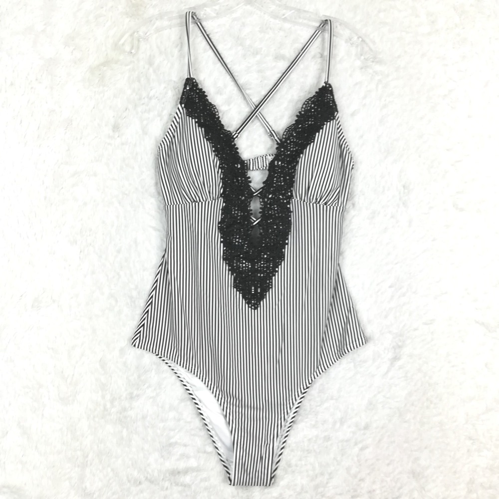 Cupshe Womens Swimsuit One Piece Plunging V Neck Wish You Well Lace XL New - Picture 1 of 9